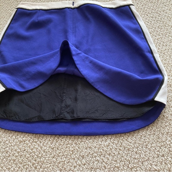 Babaton Aritzia Colorblock Mini Skirt Size 6 Blue Cream Black Lined Like New - Picture 8 of 10